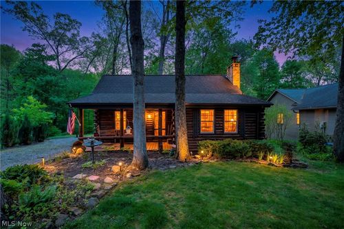 410 Apple Hill Dr N, Howard, OH, 43028-9439 | Card Image