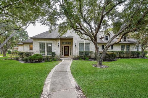 59 Champion Villa Dr, Houston, TX, 77069-1425 | Card Image