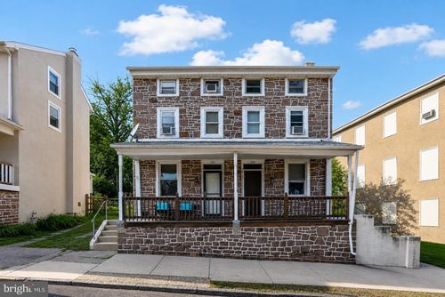 129 Hall St, SPRING CITY, PA, 19475-1814 | Card Image