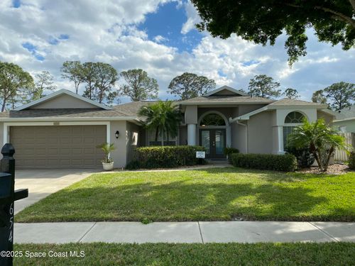 654 Sheridan Woods Dr, Melbourne, FL, 32904-3302 | Card Image