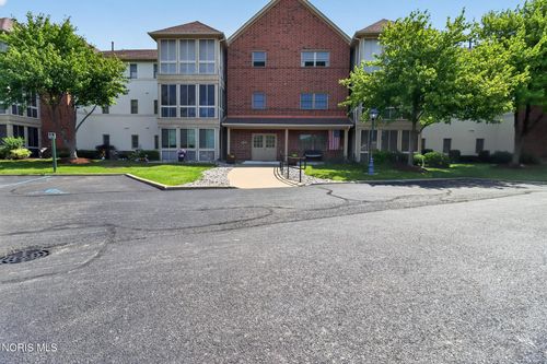 apt-210-4730 Glendale Ave, Toledo, OH, 43614-1976 | Card Image