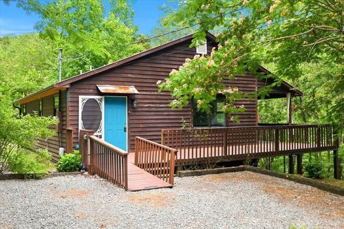 3007 Winding Way, Cosby, TN, 37722-3140 | Card Image
