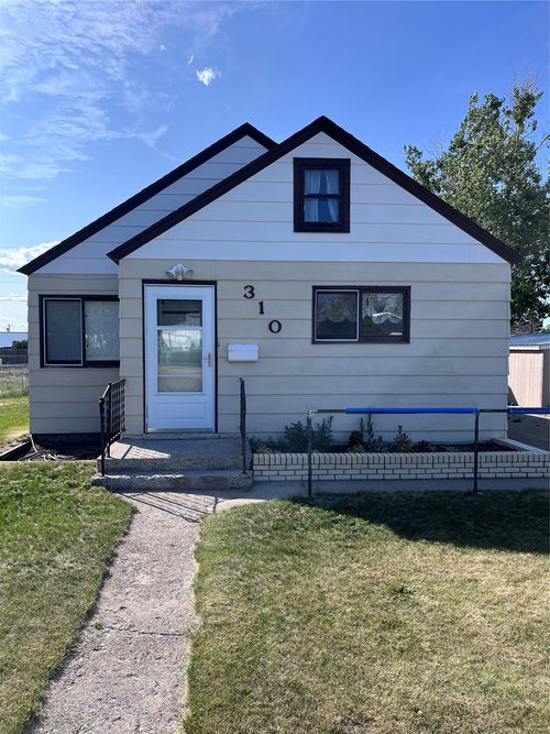 310 3rd Ave Se, Cut Bank, MT, 59427-3602 | Card Image