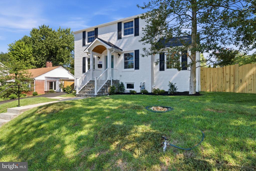 Residential in ARLINGTON
