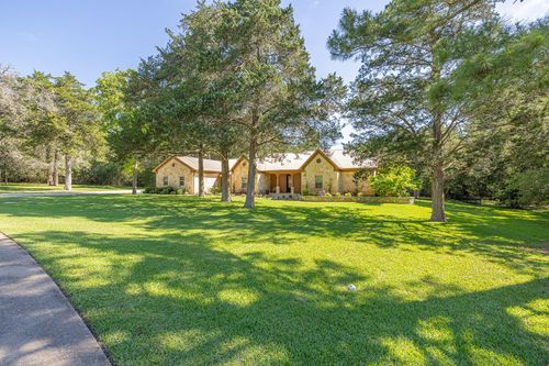 404 Saint Andrews Dr, New Ulm, TX, 78950-2024 | Card Image