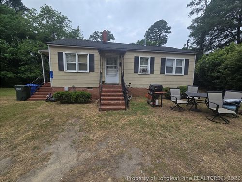 318-316-318 Weisiger St, Fayetteville, NC, 28301-5452 | Card Image