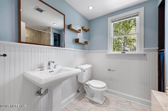 108 Hamilton Ave, House other with 3 bedrooms, 1 bathrooms and null parking in Leonardo NJ | Image 25