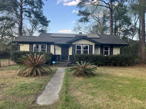 110 Peachtree Rd, Walterboro, SC, 29488-2840 | Card Image