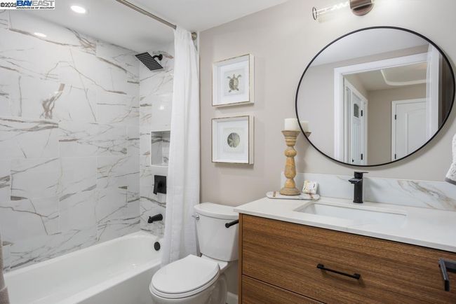 APT-8 - 1233 Singingwood Ct, Condo with 2 bedrooms, 2 bathrooms and 1 parking in Walnut Creek CA | Image 11