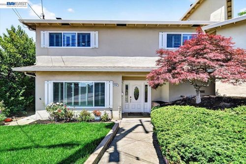 4592 Edwards Ln, Castro Valley, CA, 94546-4747 | Card Image