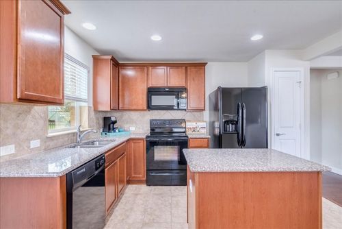 606 Salado Creek Ln, Georgetown, TX, 78633-6006 | Card Image