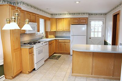 Kitchen | Image 2