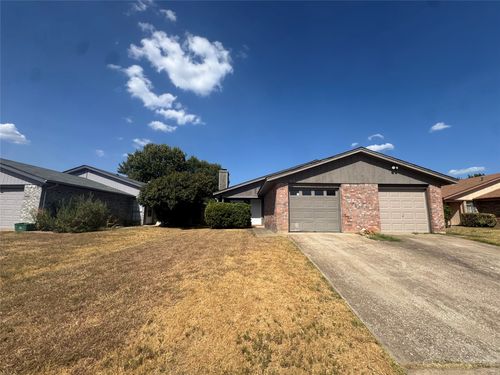 4117 Fossil Ridge Dr, Haltom City, TX, 76137-2603 | Card Image