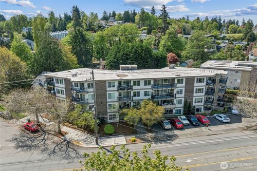 4051 Gilman Ave W, Seattle, WA, 98199-1535 | Card Image