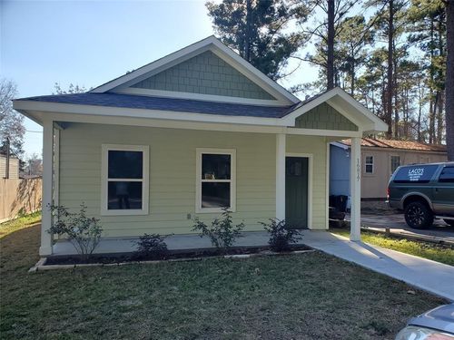 16817 W Dounreay, Montgomery, TX, 77316-2994 | Card Image