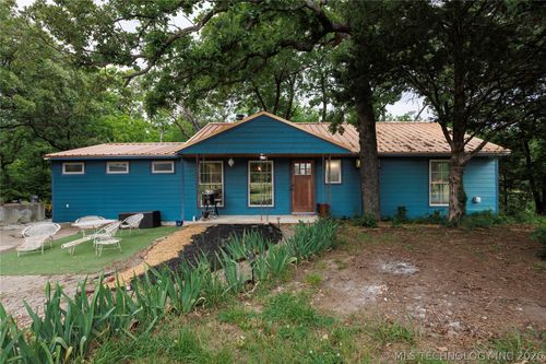 71 County Road 3009, Bartlesville, OK, 74003-1307 | Card Image