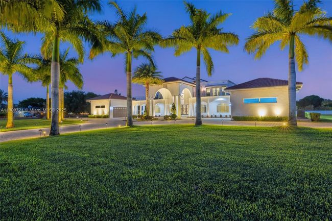 4610 Sw 178 Th Ave, House other with 8 bedrooms, 8 bathrooms and null parking in Southwest Ranches FL | Image 93