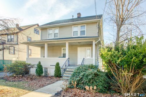24 Hollow Wood Ln, Greenwich, CT, 06831-5002 | Card Image
