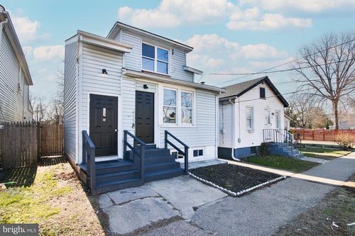 1st-floor-217 Parkinson Ave, TRENTON, NJ, 08610-5409 | Card Image