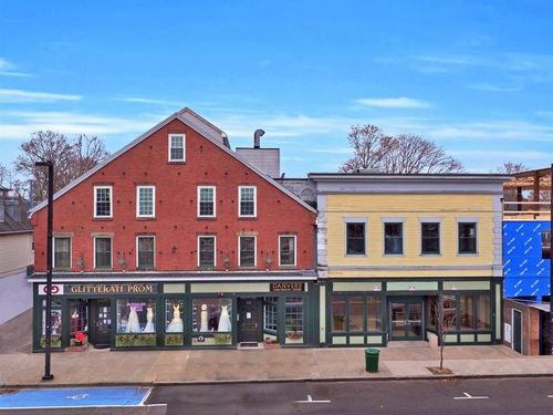 36 Maple St, Danvers, MA, 01923-2812 | Card Image