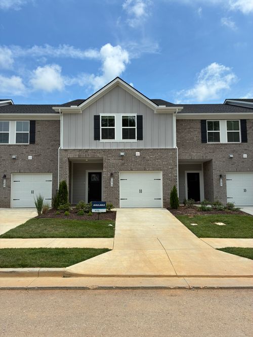 7173 Cedarcrest Ln, Fairview, TN, 37062-2062 | Card Image