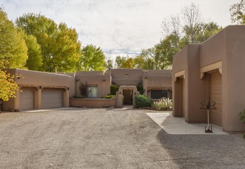 3 Calle De Los Howard, Corrales, NM, 87048-8046 | Card Image