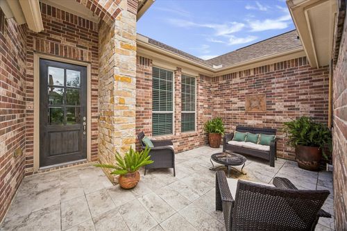 19 Peace Tree Way, Tomball, TX, 77375-0219 | Card Image