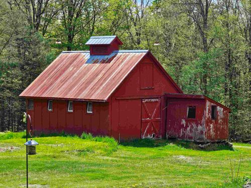 1422 Merrifield Rd, Whitingham, VT, 05361-9540 | Card Image