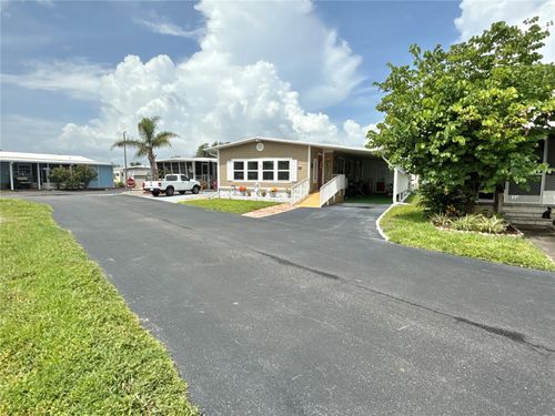 555-7216 Mount Georgetown Dr Ne, ST PETERSBURG, FL, 33702-6030 | Card Image