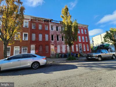 2105 Hollins Street, Townhouse with 0 bedrooms, 0 bathrooms and null parking in BALTIMORE MD | Image 1