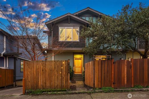 apt-a-2006 Yale Ave E, Seattle, WA, 98102-7222 | Card Image