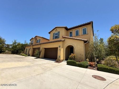 629 Agapanthus Way, Santa Maria, CA, 93455-2877 | Card Image