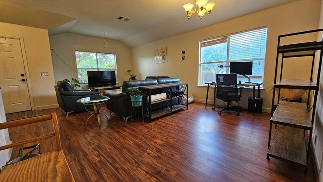 113 Coreopsis Cv, House other with 3 bedrooms, 2 bathrooms and 4 parking in Kyle TX | Image 5