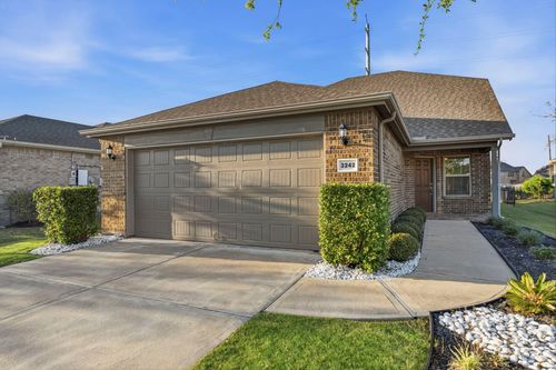 3242 Golden Eagle Way, Richmond, TX, 77469-4592 | Card Image