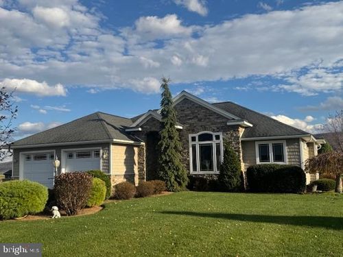 396 Green Ln, BELLEVILLE, PA, 17004-8575 | Card Image