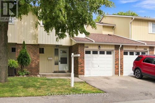 94-5057 Pinedale Avenue, Burlington (Appleby), ON, L7L5J6 | Card Image