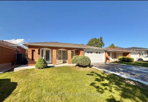 7461 Netherwood Rd, Mississauga, ON, L4T2N7 | Card Image