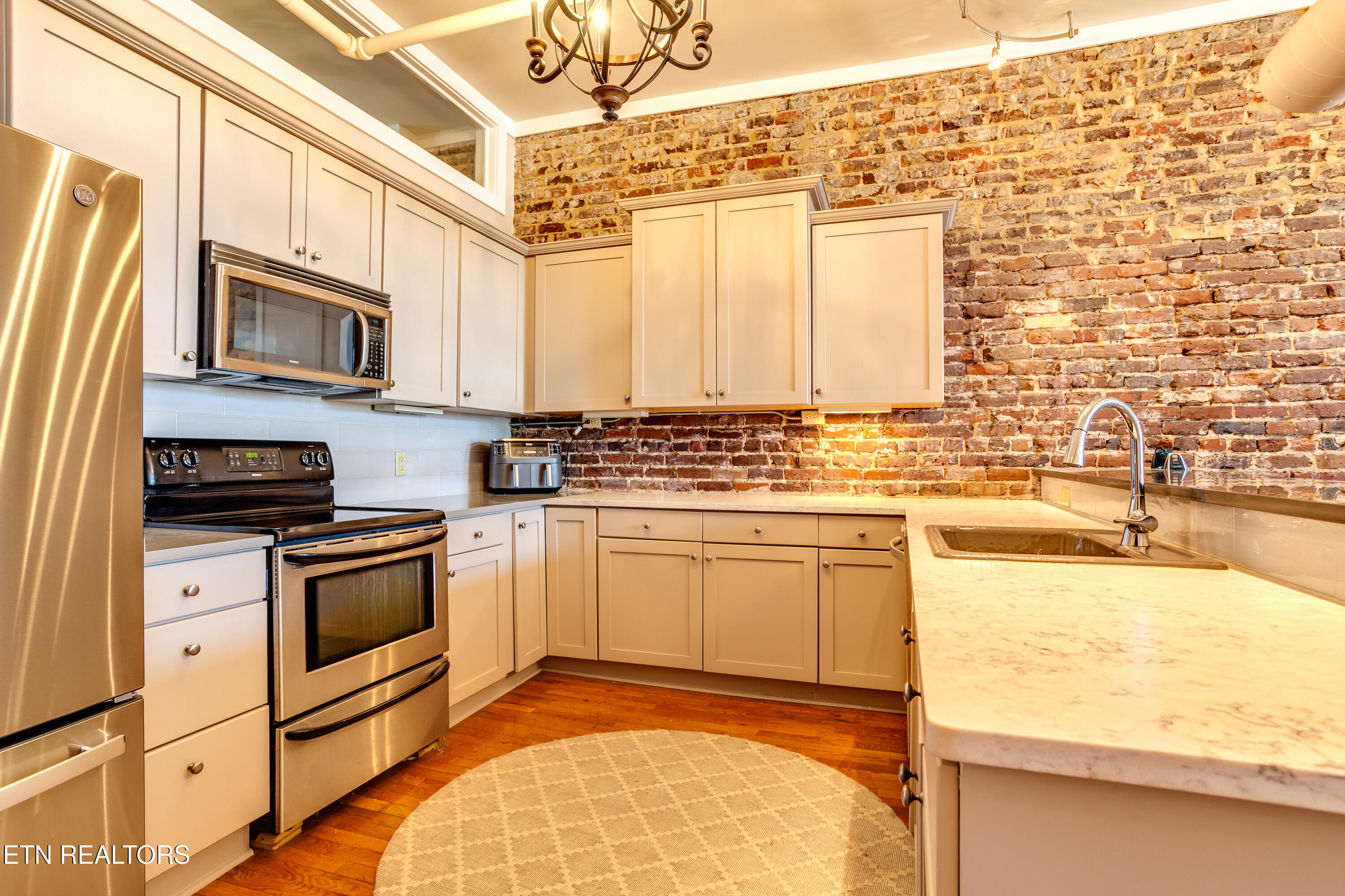 Residential Lease in Knoxville 2