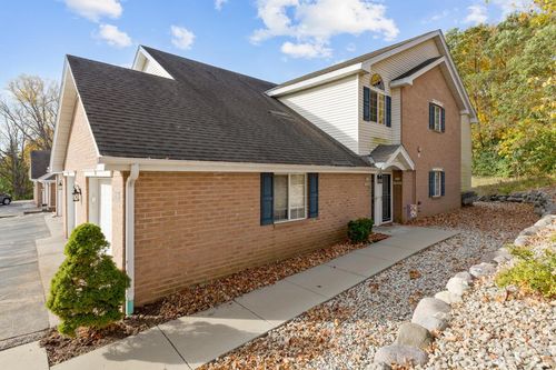 S77W19599 Lakewood Drive, Muskego, WI, 53150 | Card Image