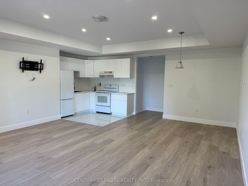 a-101 Dennison St, King City, ON, L7B1B8 | Card Image