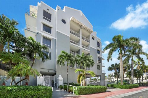 411-2642 Collins Ave, Miami Beach, FL, 33140 | Card Image