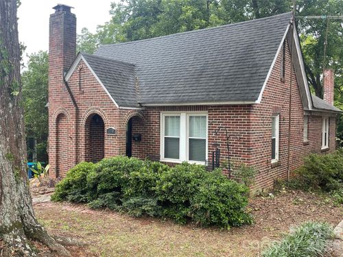 449 Spring St, Albemarle, NC, 28001-4273 | Card Image