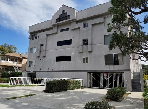 305-2616 Canada, Glendale, CA, 91208 | Card Image