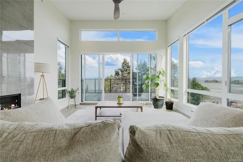 402-100 Lombardy St, Parksville, BC, V9P0G4 | Card Image