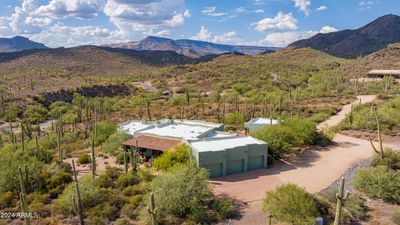 42311 N Sierra Vista Road, House other with 4 bedrooms, 4 bathrooms and null parking in Cave Creek AZ | Image 1