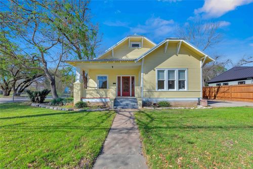 758 S Jefferson St, La Grange, TX, 78945-3229 | Card Image