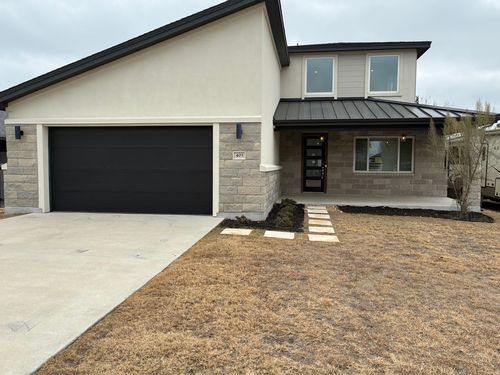 403 Summit Ridge Dr N, Lago Vista, TX, 78645-8670 | Card Image