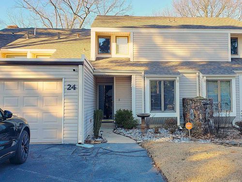 24 Fairway Woods Cir, Maumelle, AR, 72113-6443 | Card Image