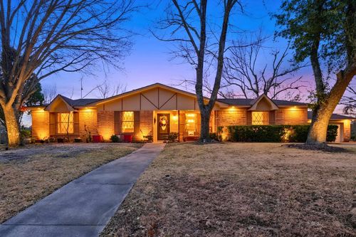 703 Amy Street, Canton, TX, 75103 | Card Image