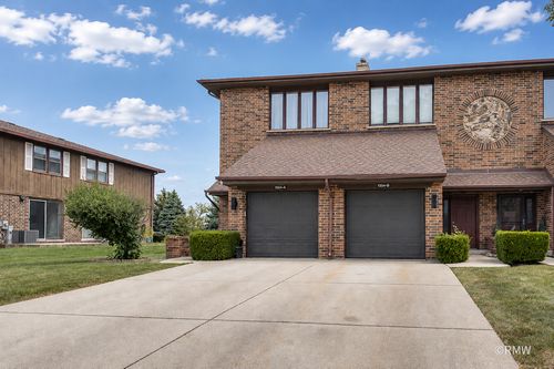 b-1354 W Byron Ave, Addison, IL, 60101-2089 | Card Image